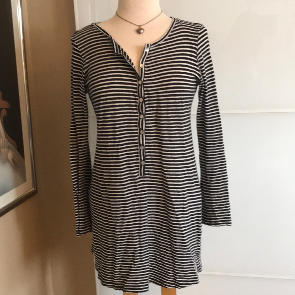 Erica Tanov striped henley tee, size 2 (medium)